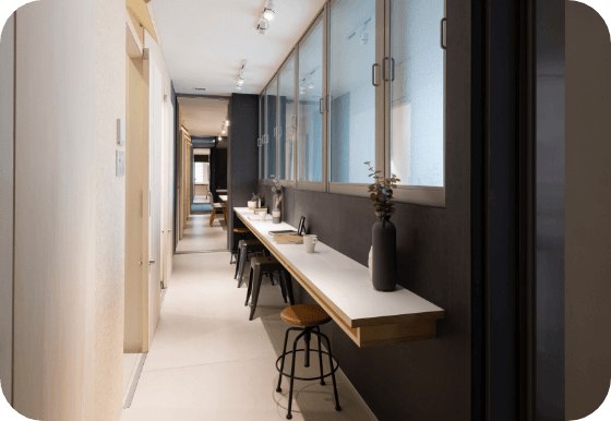 家を貫く土間空間―ウチドマ―