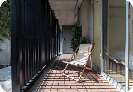 家を貫く土間空間―ウチドマ―