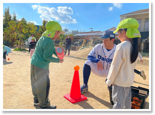 �c�t���E�ۈ牀�łs�{�[������3