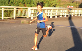 走行中の野中選手