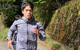 岩﨑 祐也 選手