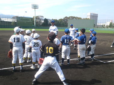 大阪ガス硬式野球部が西宮の小学生と交流♪「ふれあい野球教室」を開催しました!